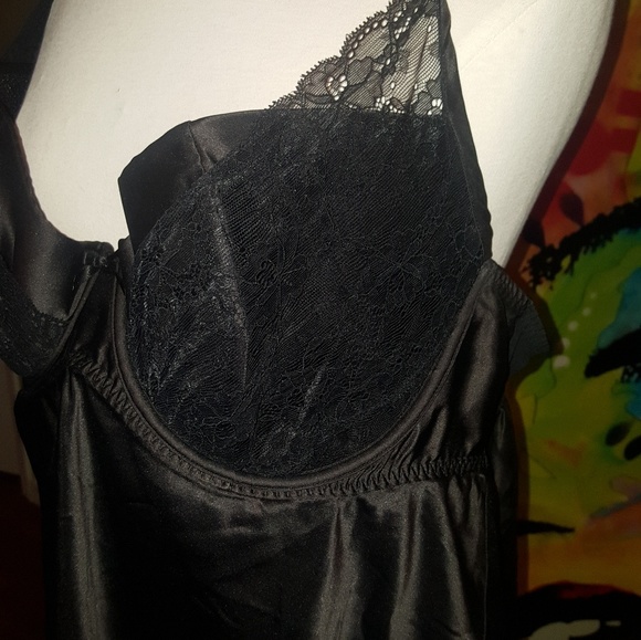 🚫Final price drop🚫Lingerie Cacique - Picture 3 of 4